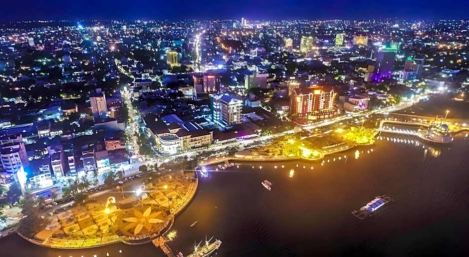 Monoloog Hotel Makasar