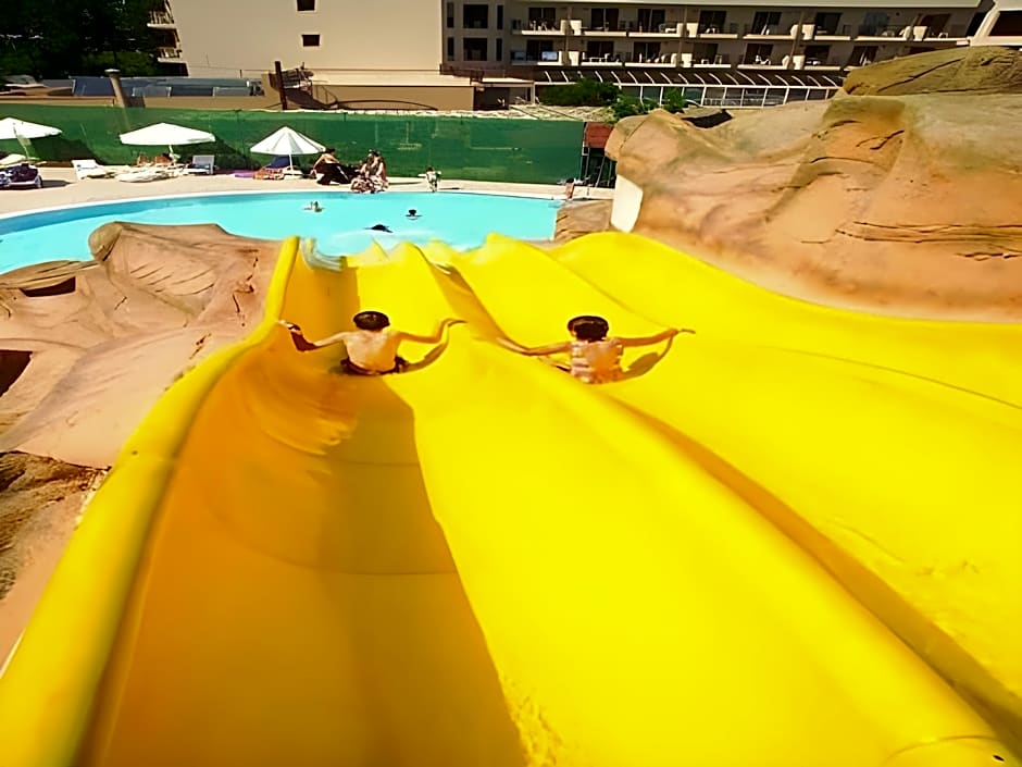Rox Resort Hotel