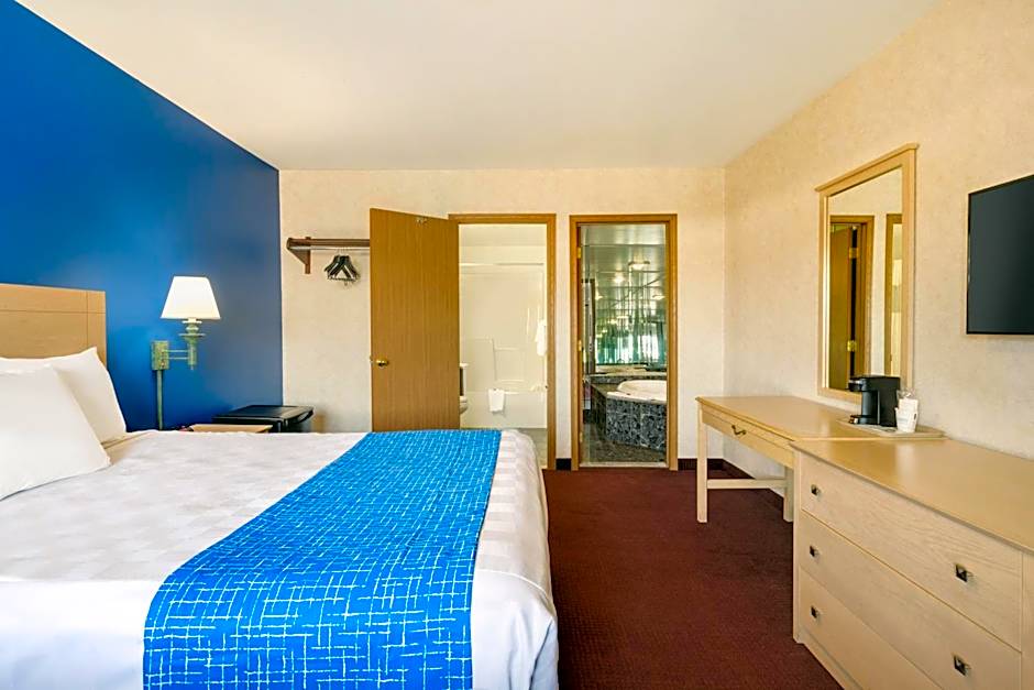 Travelodge by Wyndham Niagara Falls