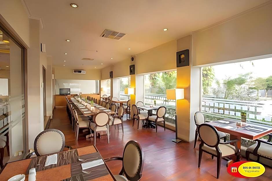 Ros In Hotel Yogyakarta