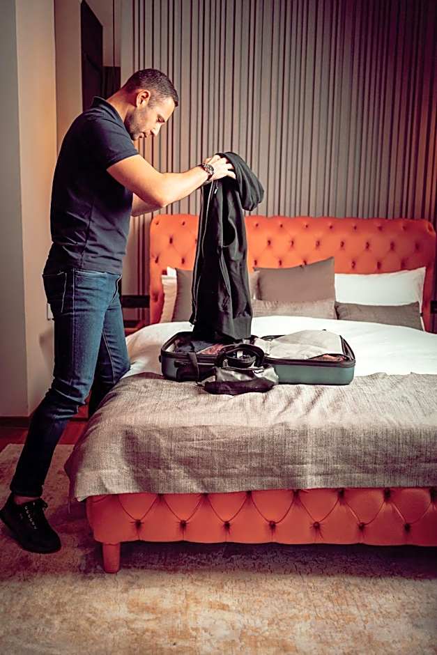 NATALI Luxury suites PARKING