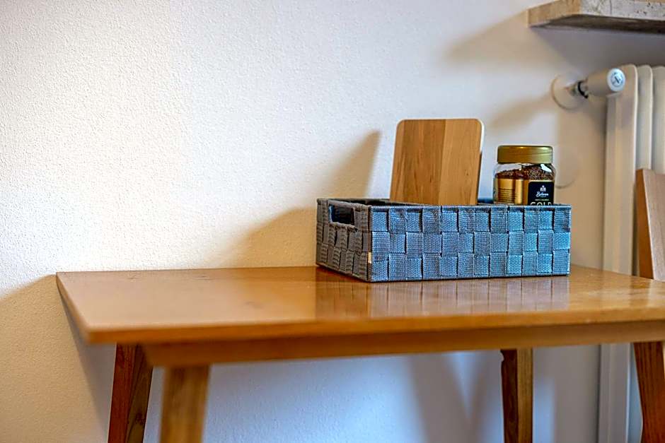 SAN PIETRO DOLOMITI Small Budget Hotel