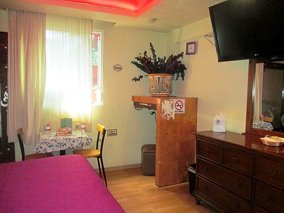 Hotel Real Azteca