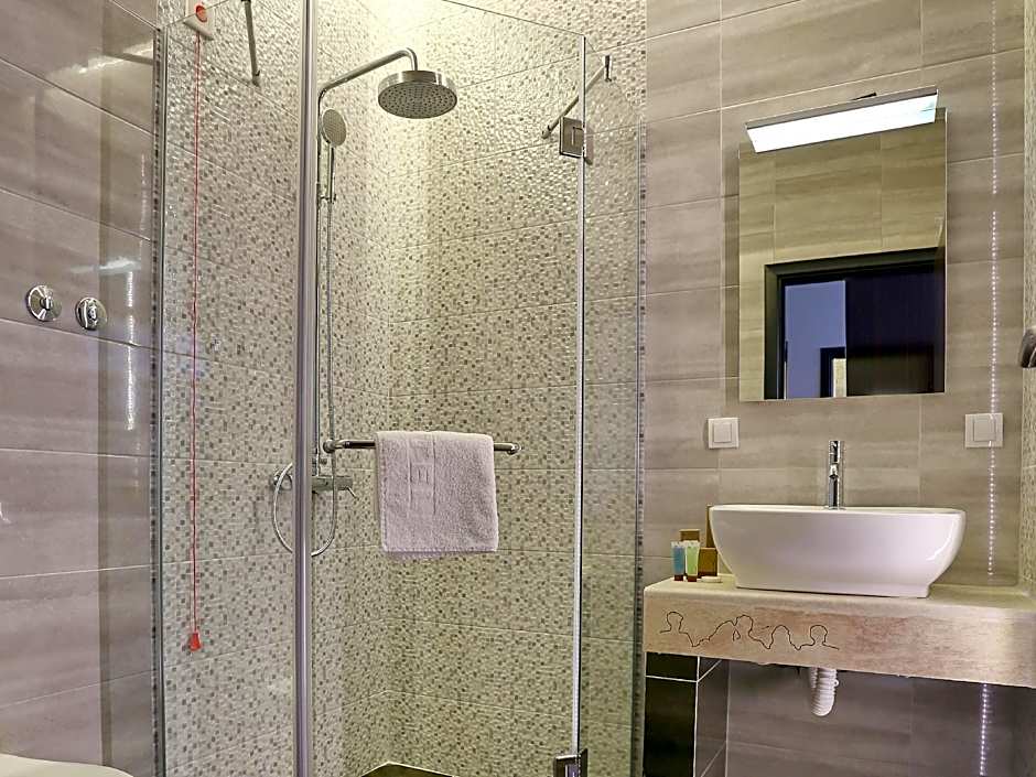 Hotel Theater Belgrade