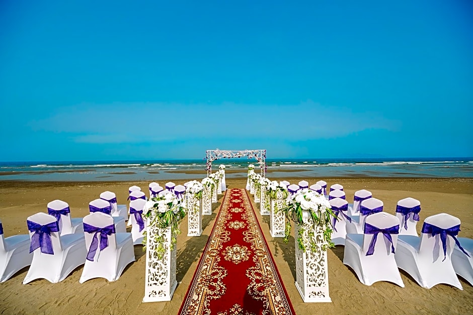 Muong Thanh Grand Cua Lo Hotel