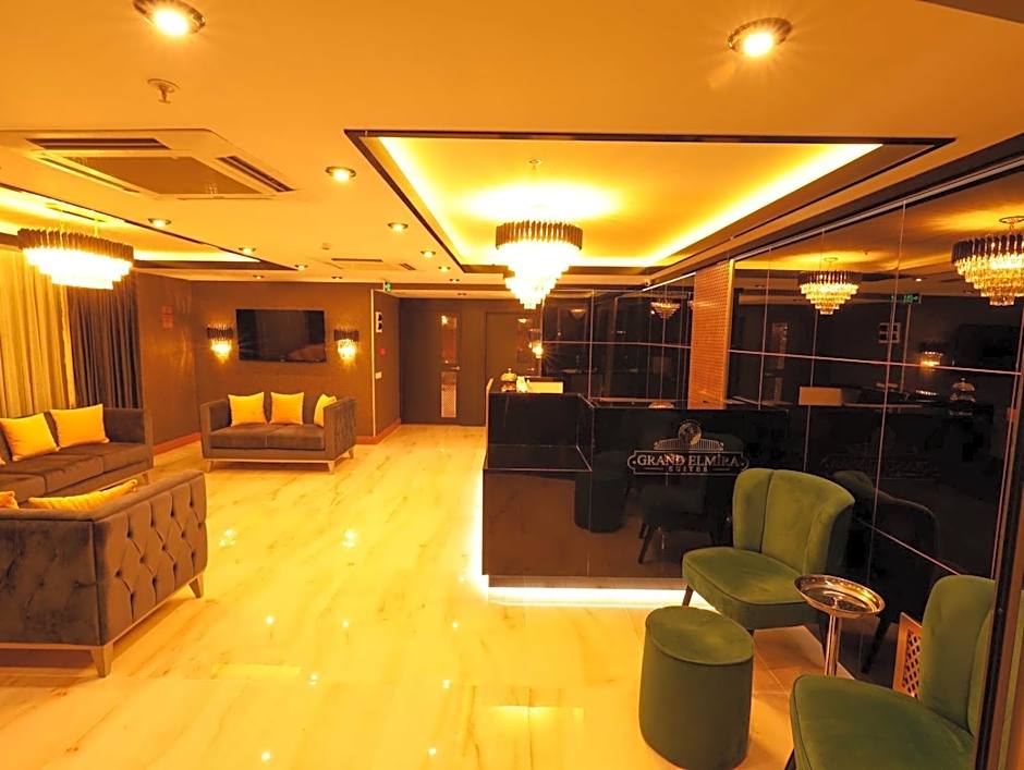 Grand Elmira Suites
