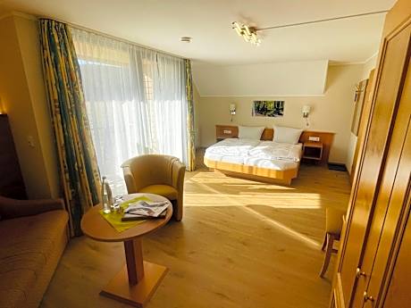 Deluxe Double Room with Balcony