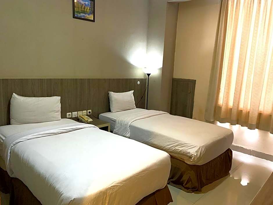 Lynt Hotel Makassar