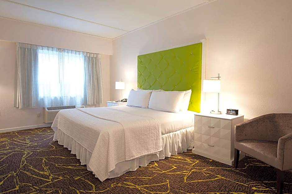 The Roslyn, Tapestry Collection by Hilton