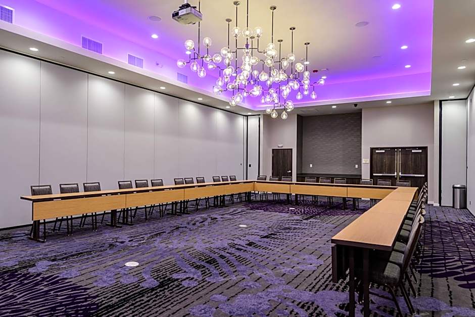 Courtyard by Marriott Lake Jackson