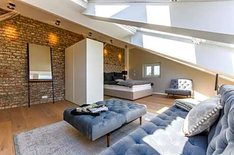 Apartment with Garden View