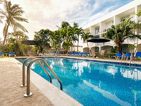 Time Out Hotel