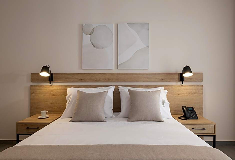 Calives Premium Stay