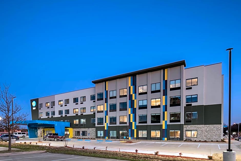 Tru by Hilton Garland, TX