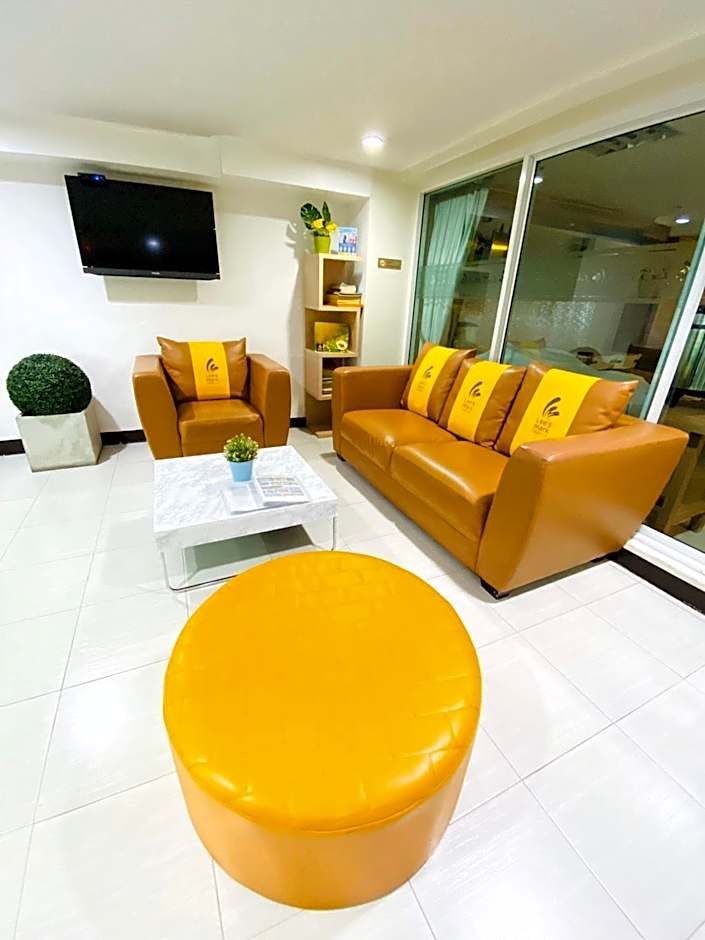 Lee's Mark Residence