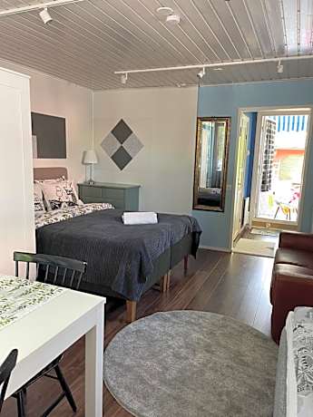 Standard Apartment - Pets allowed