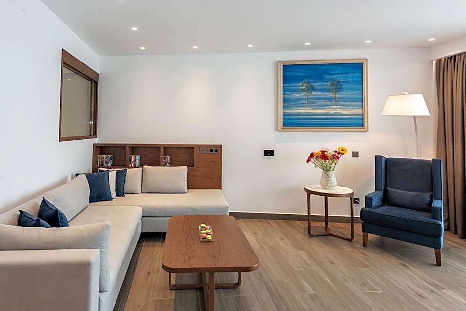 Nana Princess Suites Villas & Spa