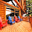 Overlander Mountain Lodge
