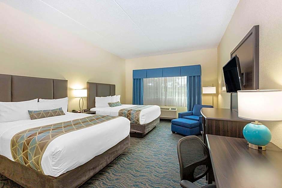 Baymont by Wyndham Des Moines Airport