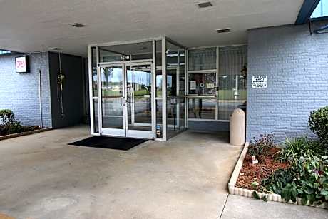 121 Motel Battleboro