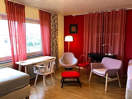 Apartment in Rot, Fränkisches Design, Balkon in nur 50 Schritten zum Radweg, ideal for Long Stay, Relocation