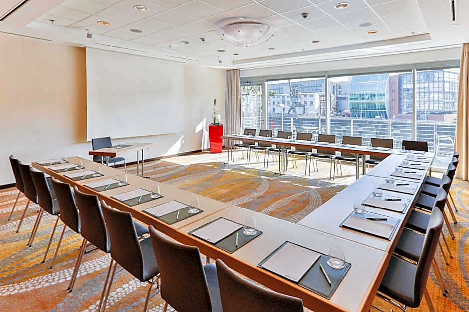 Courtyard by Marriott Duesseldorf Hafen