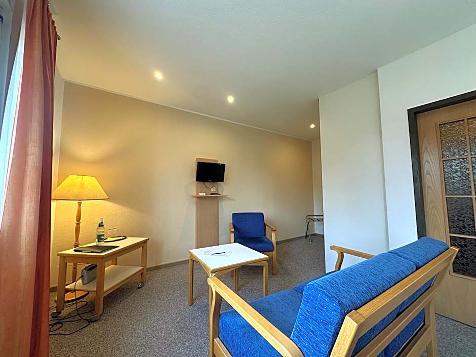 Hotel am Lärchenberg I Frühstück, WLAN, Parkplatz