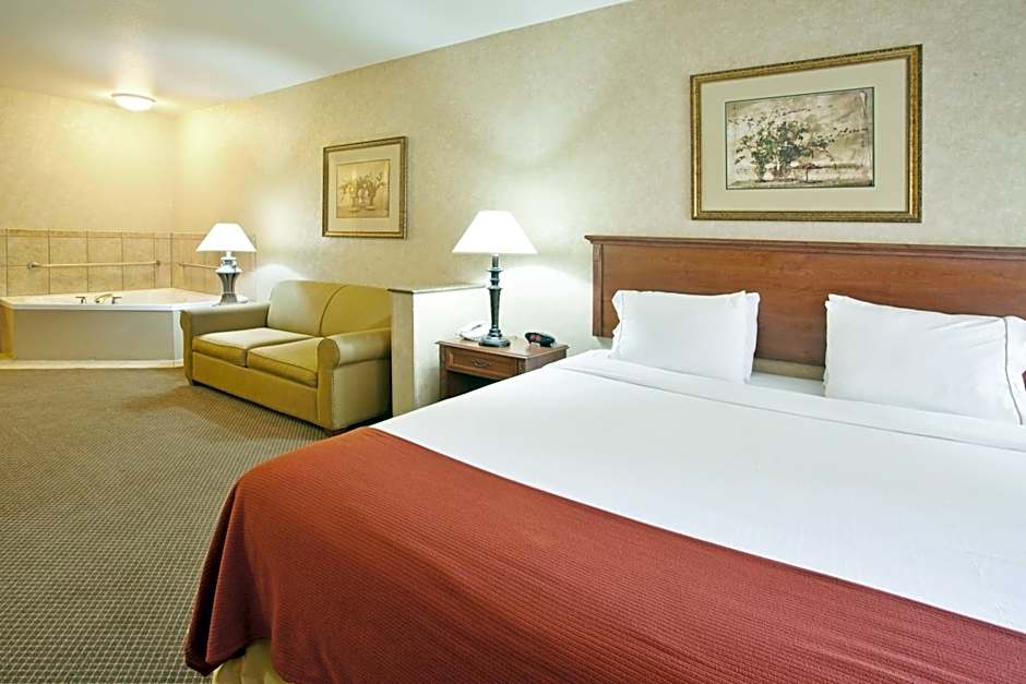 Holiday Inn Express & Suites Barstow - Route 66 by IHG