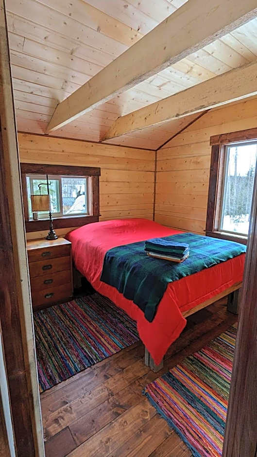 Blackburn Cabins - McCarthy, Alaska