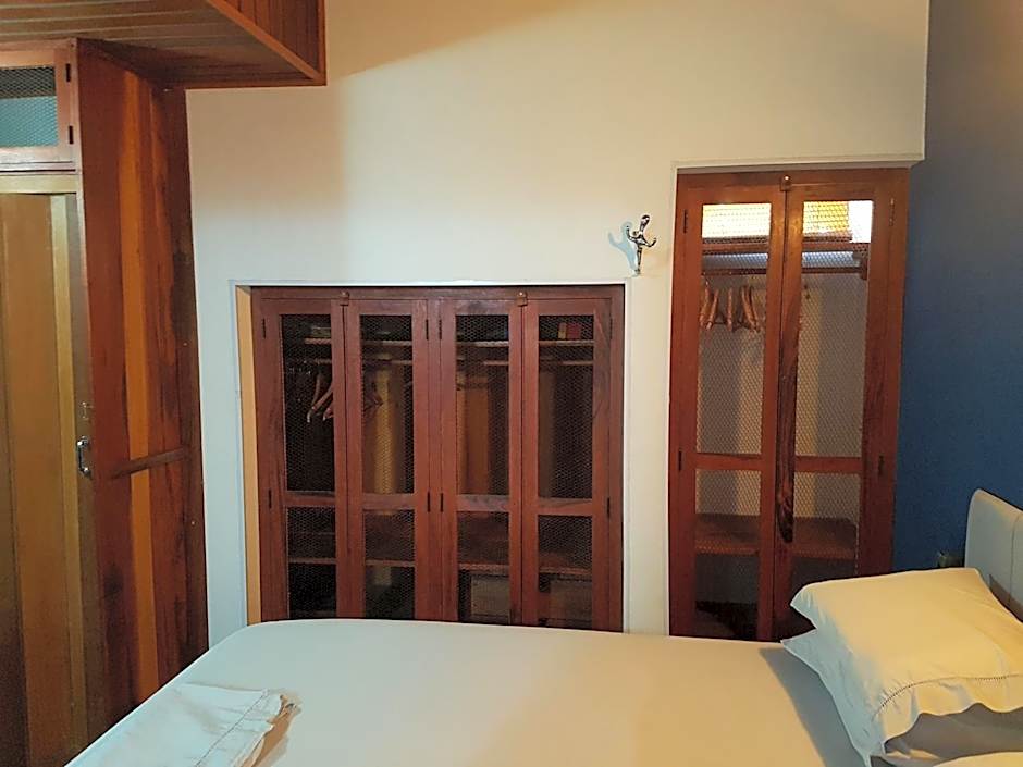 Casa Cultural Caiçara Paraty - WiFi, Vaga privativa, próxima ao Centro Histórico