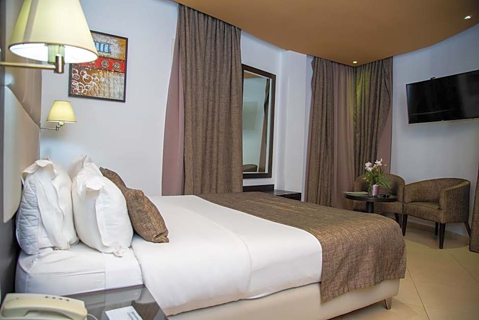 Malak Hotel