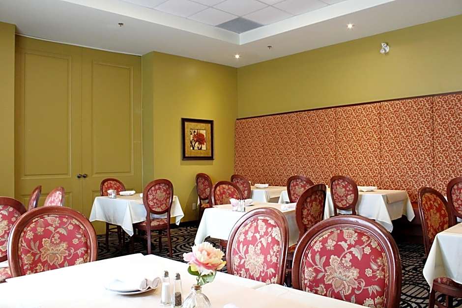 Monte Carlo Inn & Suites Downtown Markham