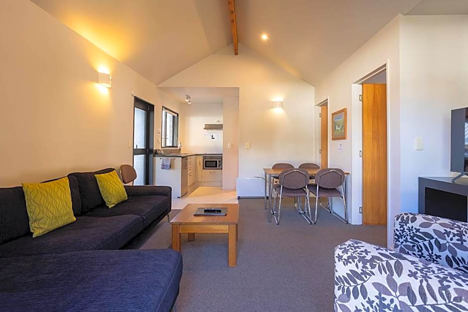 Alpine Glacier Motel