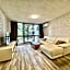 Trickett Gardens Holiday Inn