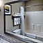 Holiday Inn Express Hotel & Suites Minneapolis - Minnetonka By IHG