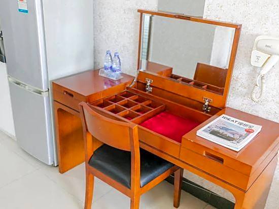 She Hehe Service Apartment (Guangzhou Weinan University  Subway Station)