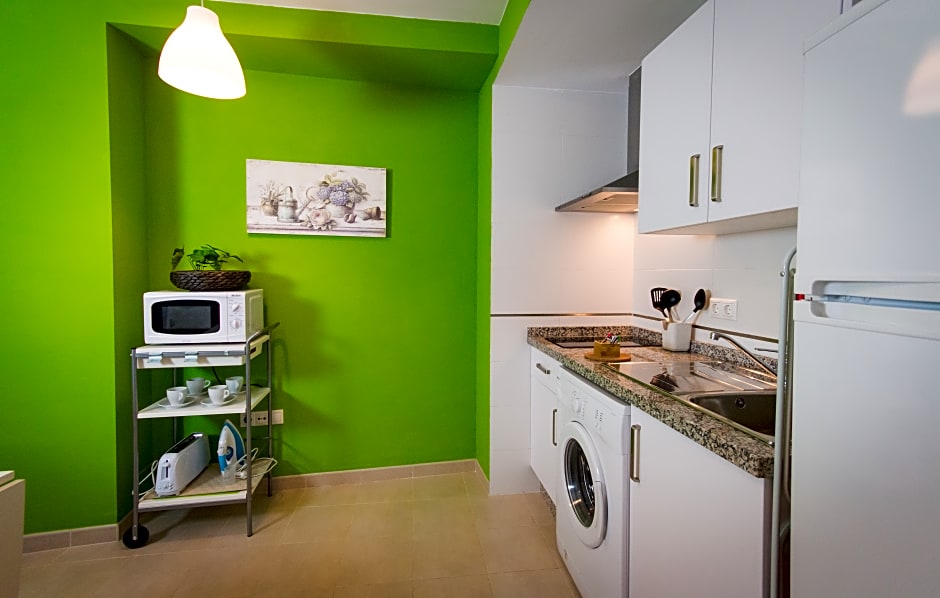 Holidays2Malaga Studios Mena