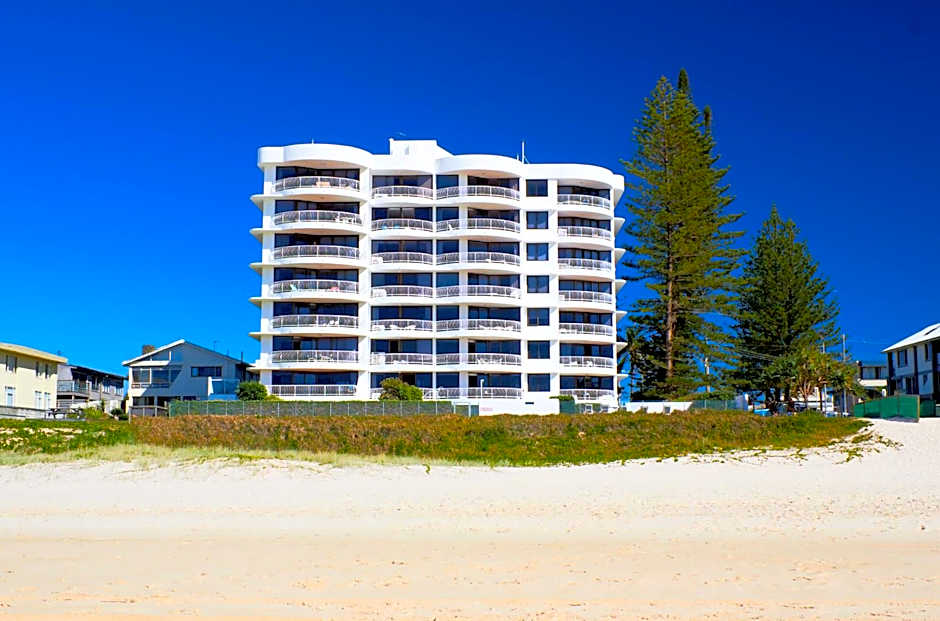 Albatross North Apartments