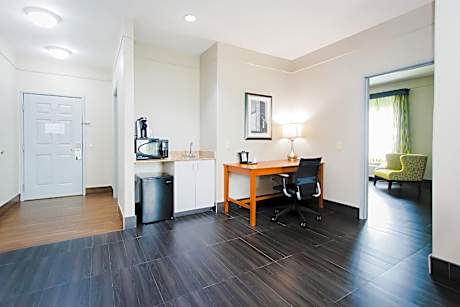 2 Bedroom Suite