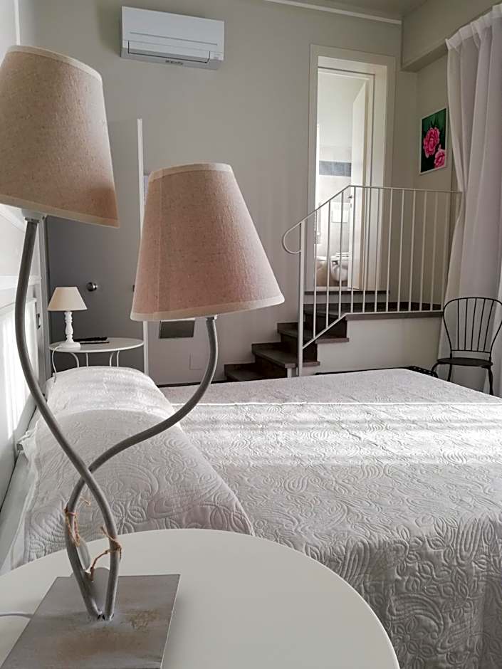 LA DAMA ROOM&BREAKFAST