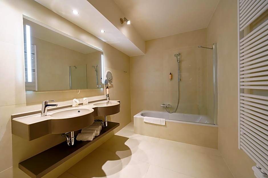 Hotel Les Jardins De La Molignée