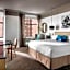 The Blackstone, Autograph Collection
