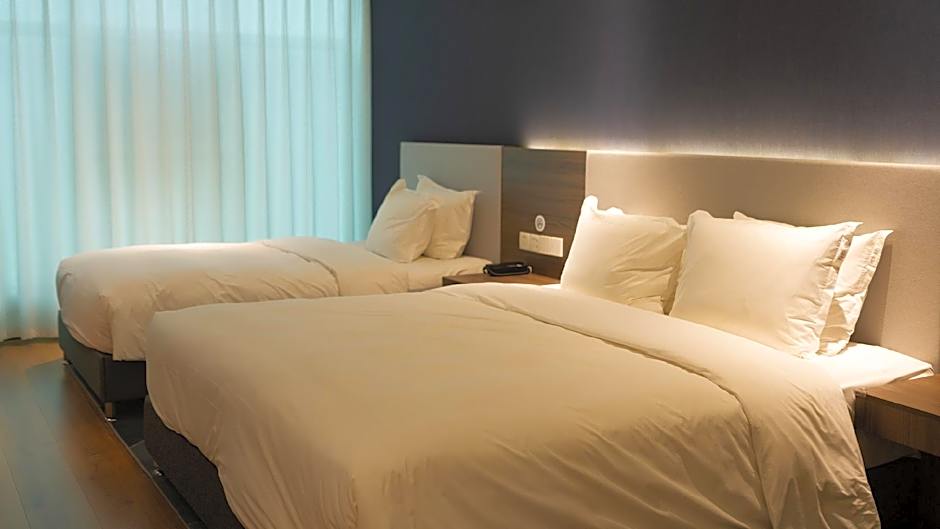 Holiday Inn Express Hengshui Railway Station By IHG