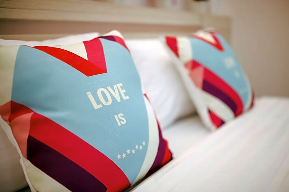 Klang Muang @ Nongkhai Hotel