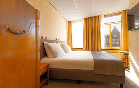 Budget kamer met badkamer extern