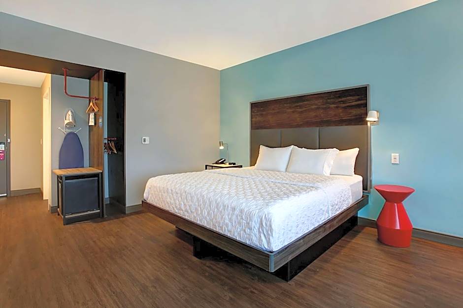 Tru By Hilton Alcoa Knoxville Airport, TN