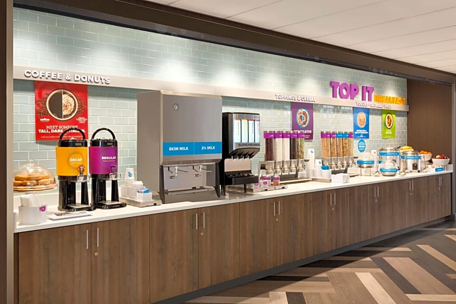 Tru by Hilton Cheyenne, WY