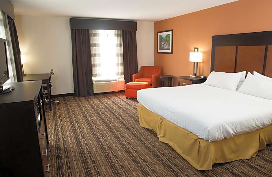 Holiday Inn Express Hotel & Suites Cherokee-Casino By IHG
