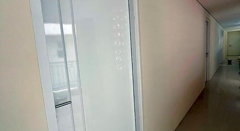 Urbanview Indria Inn Solo by RedDoorz