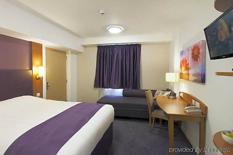 Holiday Inn Luton South - M1 Junction 9